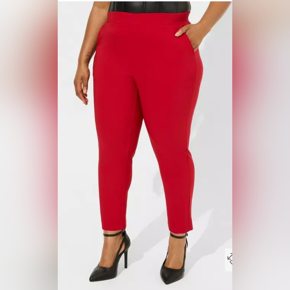 Torrid Red Ankle Cropped Pants